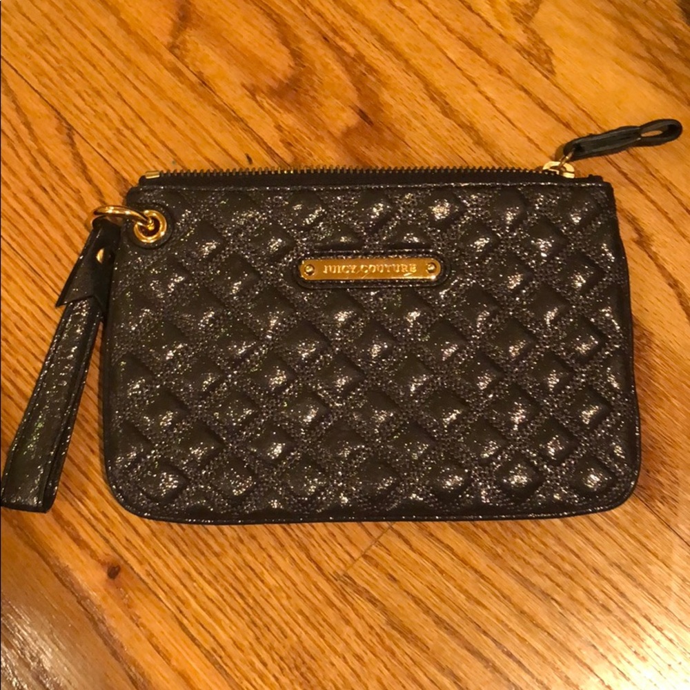 Juicy Couture wristlet